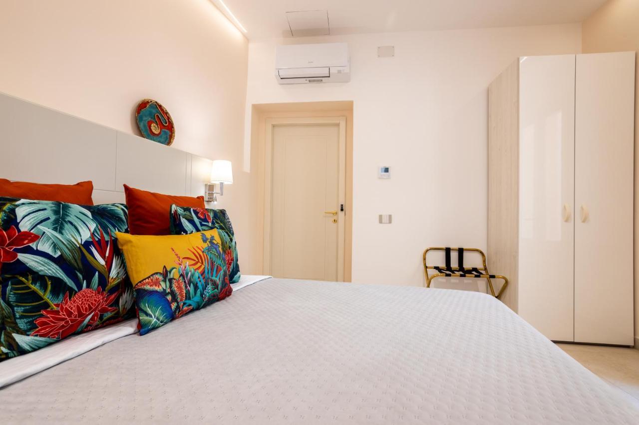 Magnini Rooms Cagliari Eksteriør billede